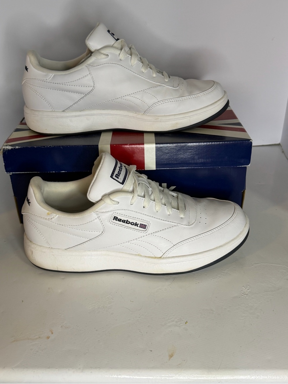 Reebok Men’s White Low-Top Leather Sneakers